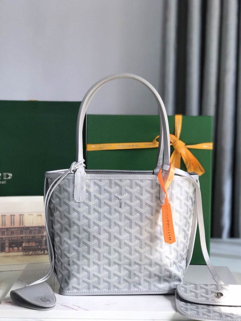 Goyard Shopping Bags